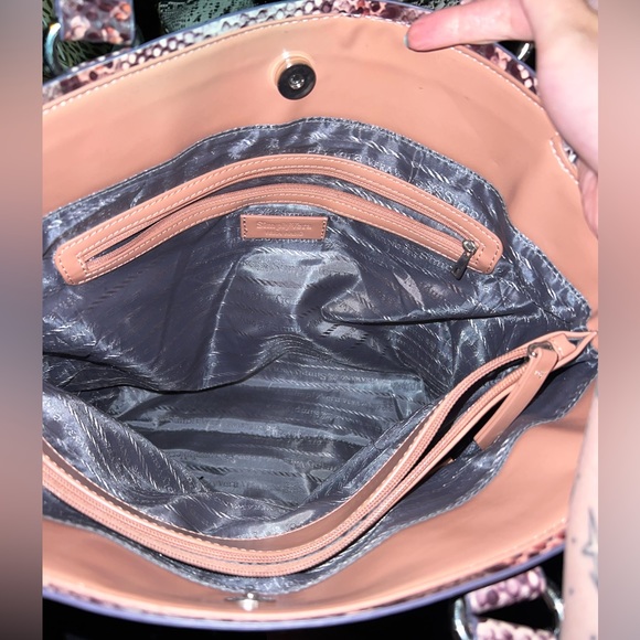 Simply Vera Vera want purse - Picture 2 of 3